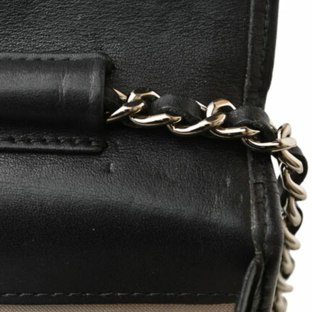 CHANEL Black Wallet